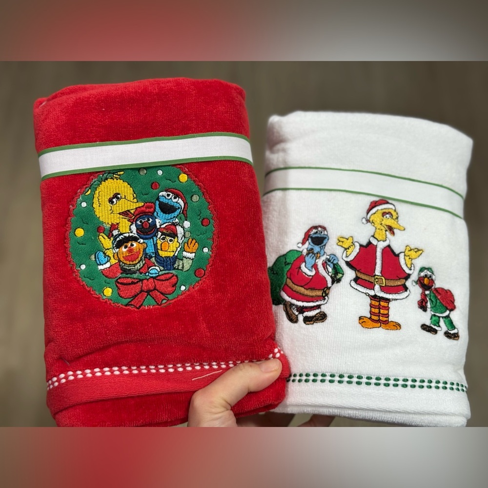 Sesame Street Red and White 4 pcs Hand Towels